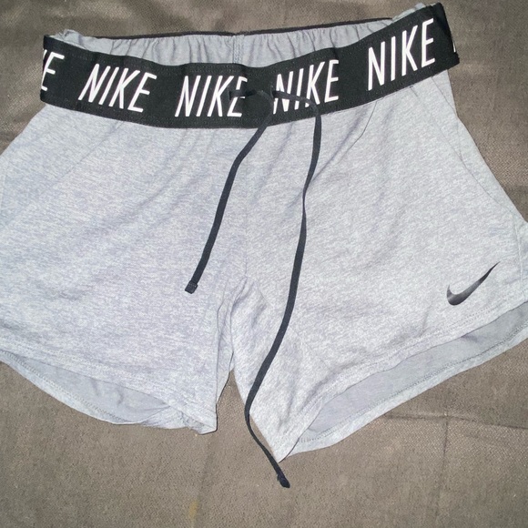 Grey Nike Shorts - Picture 1 of 3